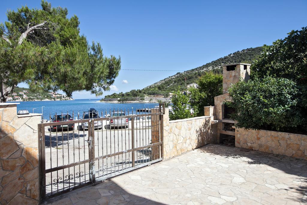 Villa Stana Vinišće Εξωτερικό φωτογραφία